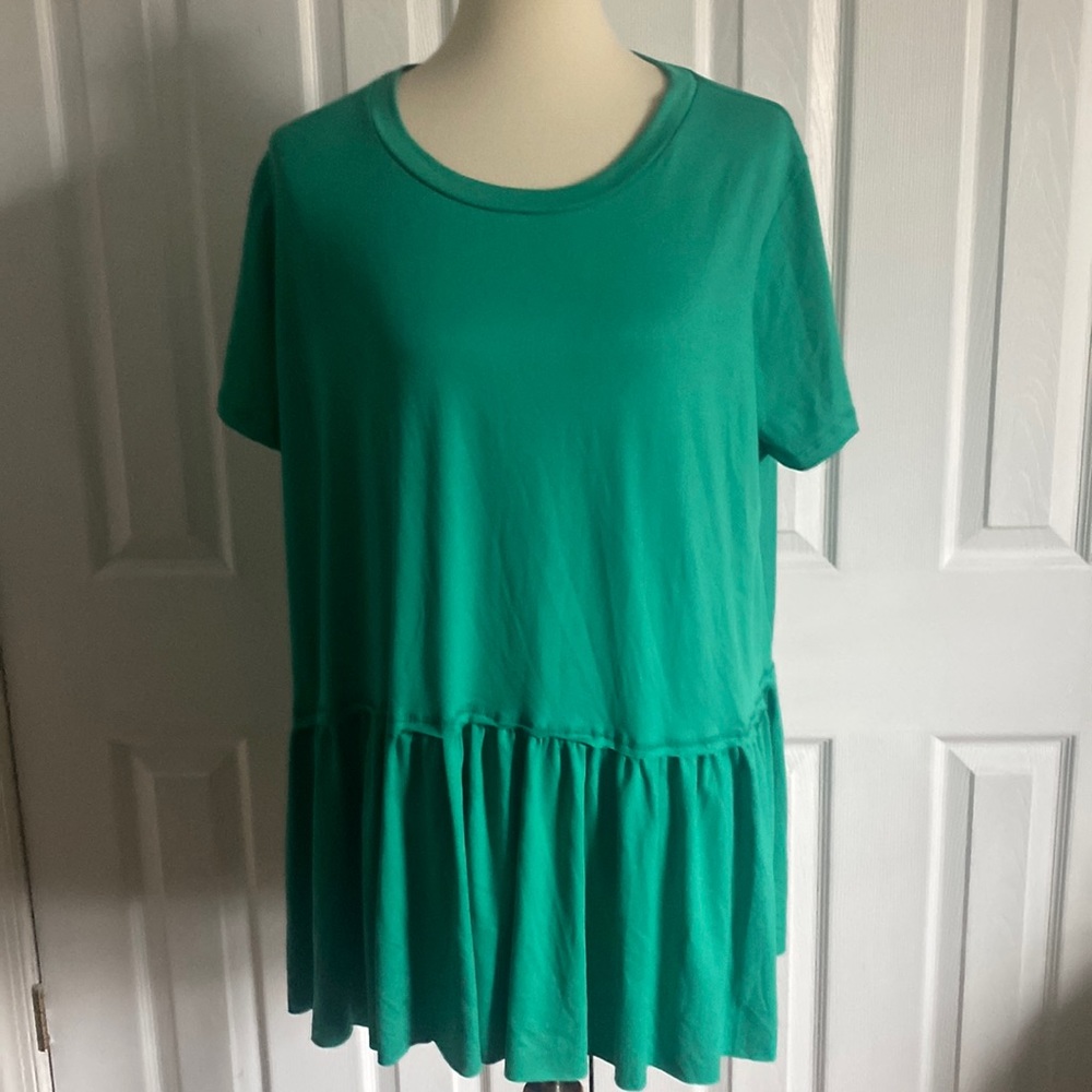 NWOT entro Kelly Green women’s top XL